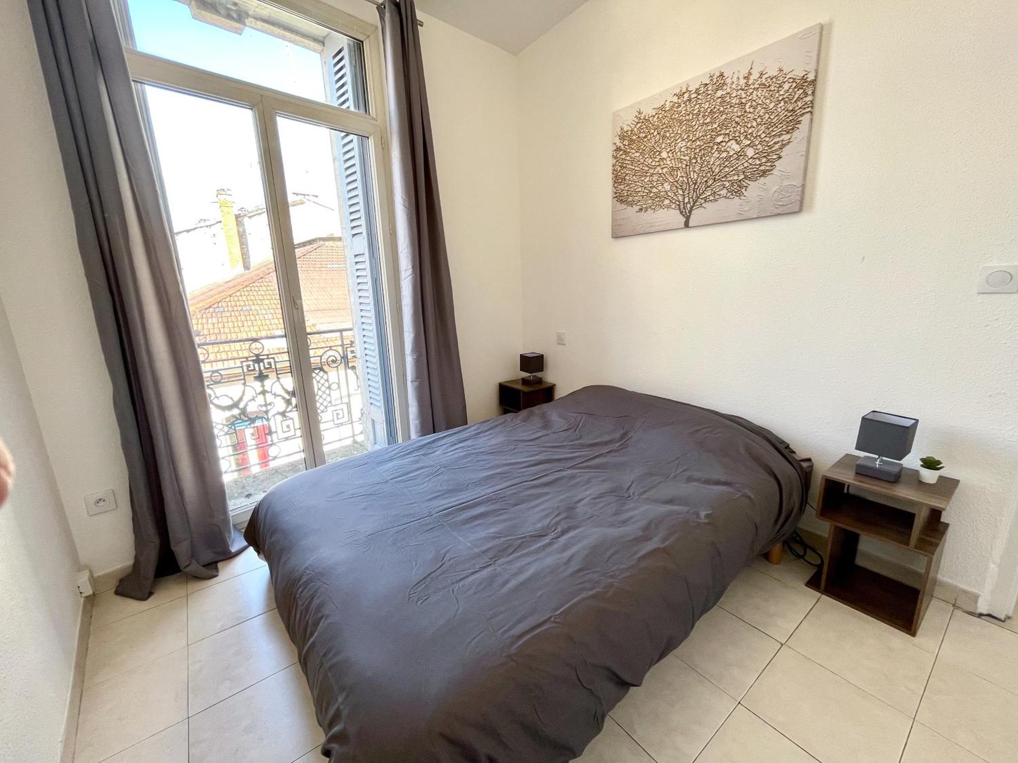 Chaleureux T3 Plein Centre Ville Beziers Exterior photo