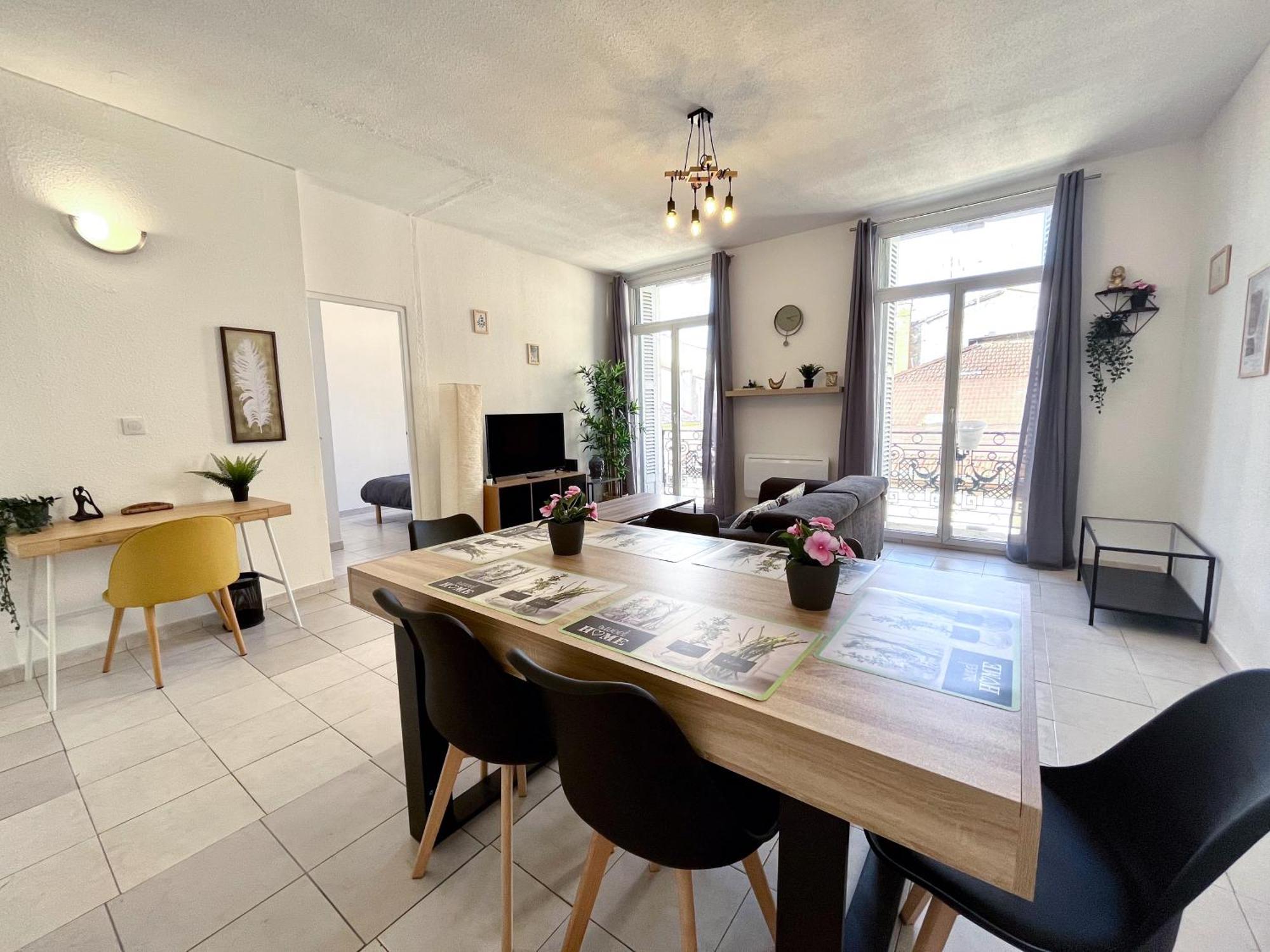 Chaleureux T3 Plein Centre Ville Beziers Exterior photo